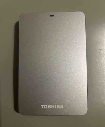 Toshiba canvio 1tb portable - canvio,